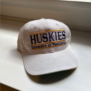 Vintage White University of Washington Huskies Cap